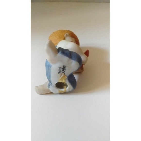 Vintage 1982 Enesco Country Cousins Girl Katie Kneeling Red Heart 3" Figure - Picture 5 of 5